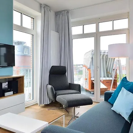 Anna Duene Anna Duene 1-12 4*